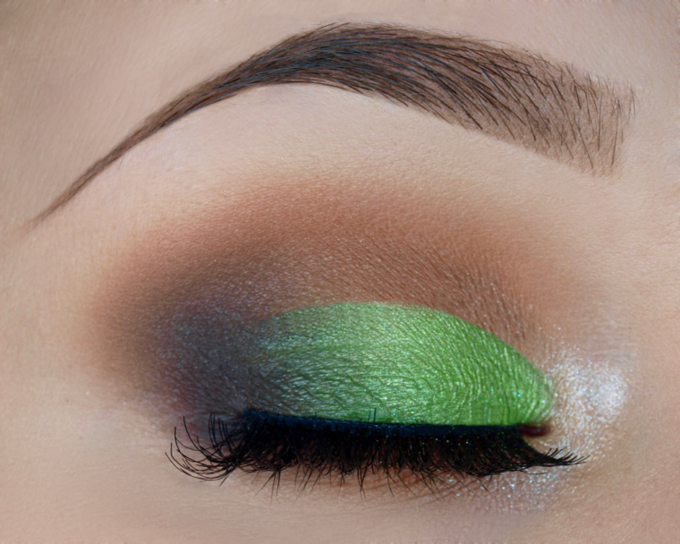 Trea Frog Cut Crease