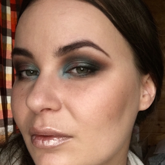 Nightless night with NYX Cosmic Metals