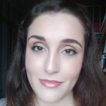Soft green and pink makeup