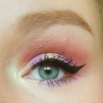 Blushing Eyes Highlight MUG