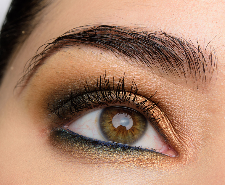 A Copper & Teal Eye Look with Wet 'n' Wild Hooked on Vinyl