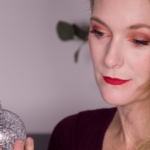 Red and gold Christmas look