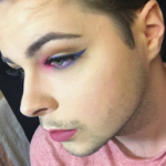 Blue eye shadow cat-eye