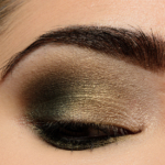 A Gold & Green Eye with Viseart Absinthe Palette
