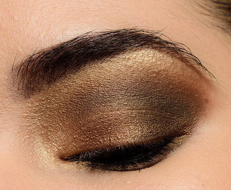 A Smoky, Bronzy Eye with Hourglass Vista