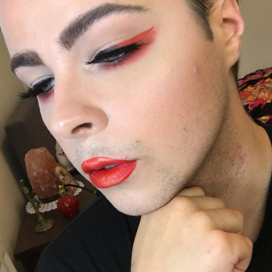Red, smokey liner AND FAUX Freckles