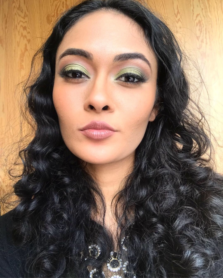 Frosty green eye look