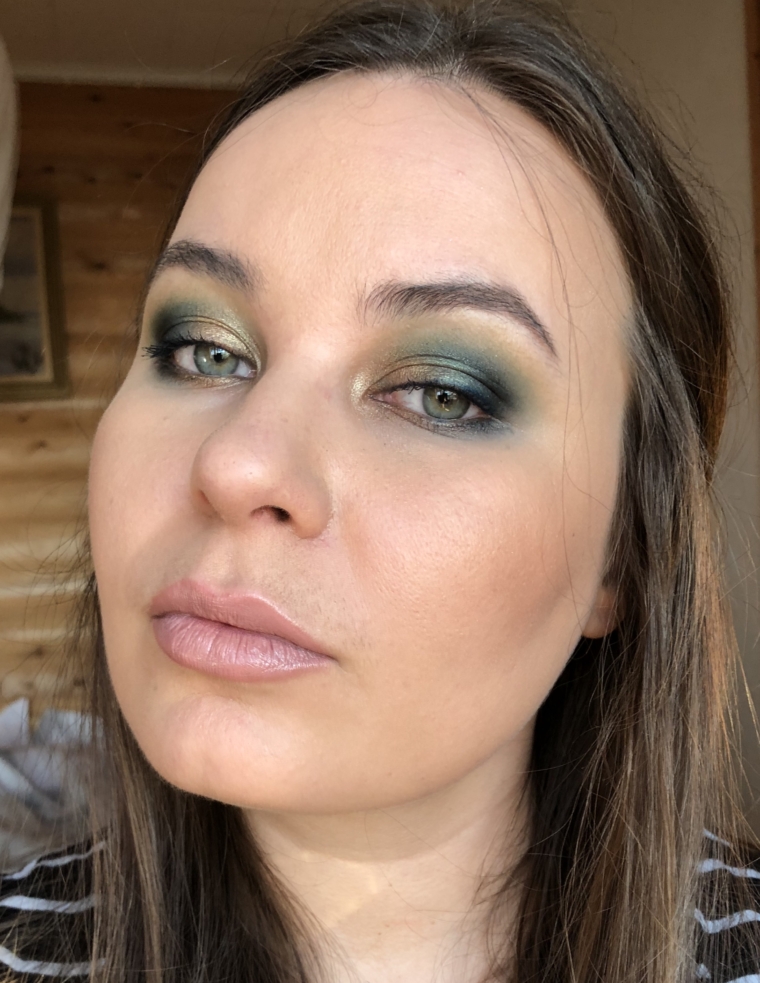 Gold and teal inspired by Natasha Denona
