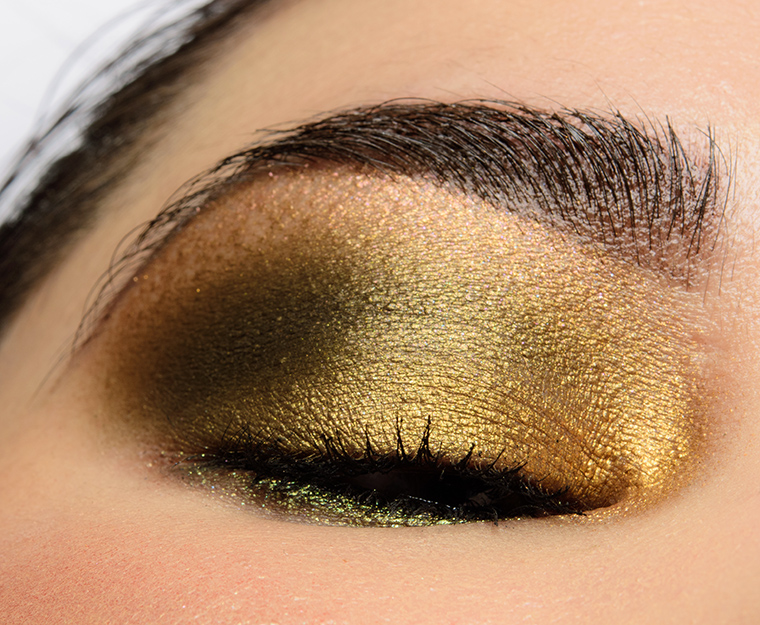 A Smoky, Olive Green Look featuring Melt Smoke Sessions
