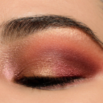 Huda Beauty Sand Haze Eyeshadow Look
