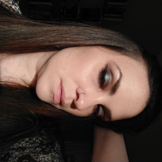 Grungy Duo-chrome Eye Look